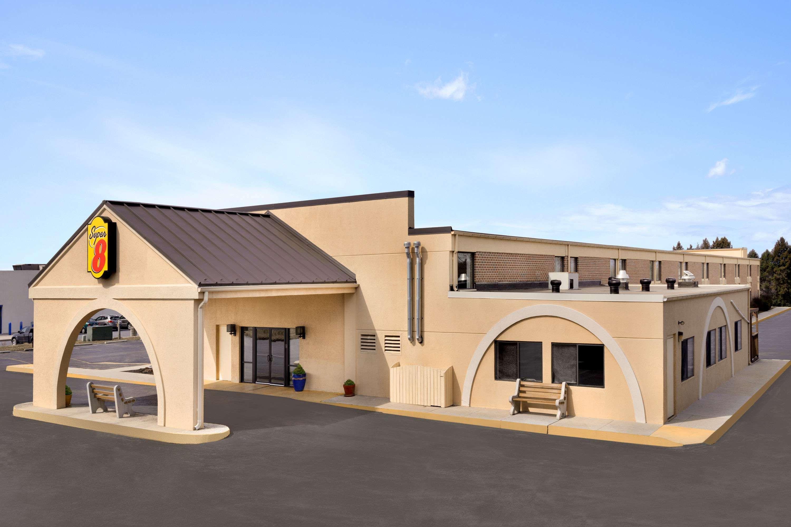 מלון Super 8 By Wyndham Chambersburg I-81 מראה חיצוני תמונה