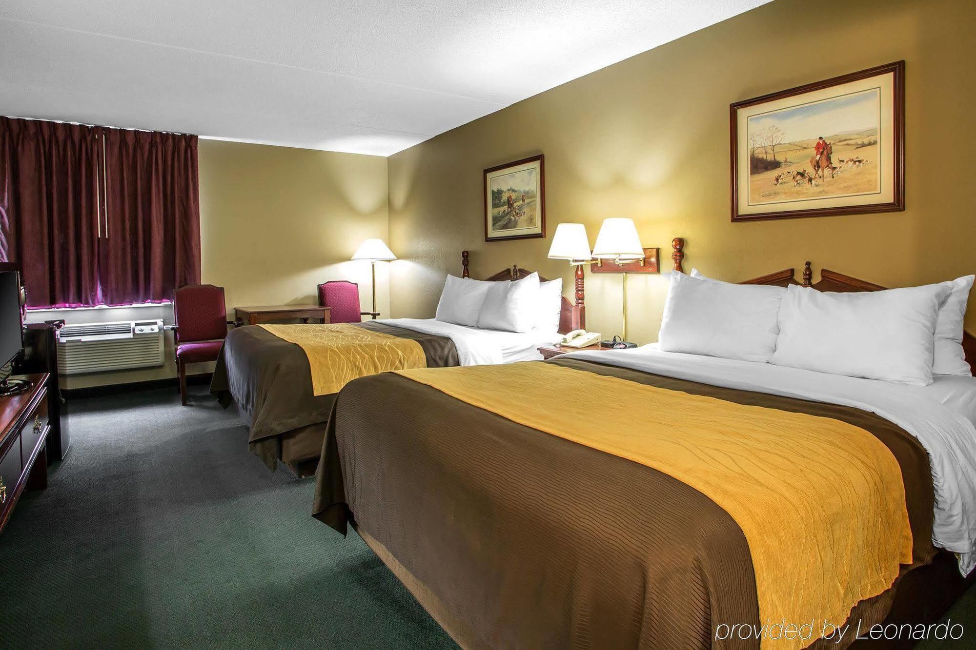 מלון Super 8 By Wyndham Chambersburg I-81 מראה חיצוני תמונה