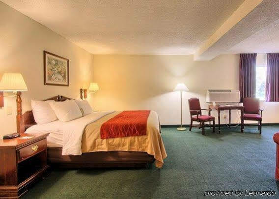 מלון Super 8 By Wyndham Chambersburg I-81 מראה חיצוני תמונה